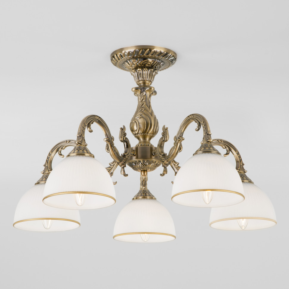 Классическая люстра со стеклянными плафонами 60106/5 античная бронза фото 1 — Multielectrika