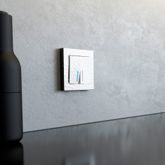 Рамка из поликарбоната на 1 пост Hammer белый W0012401 &mdash; Multielectrika