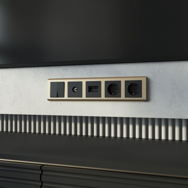 Рамка из поликарбоната на 5 постов Stream шампань W0052111 &mdash; Multielectrika