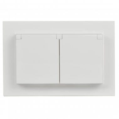 Розетка двойная с заземлением с защитными шторками и крышкой 16А в сборе IP44 IEK Brite РСбш12-3-44-БрБ белая — Multielectrika