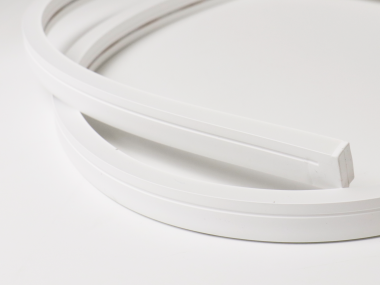 Неоновая  лента постоянного тока, белая SMD2835, 120led/m, 15Вт,м, 24В, 3000K (20м) — Multielectrika