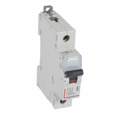 Автоматический выключатель DX-E 6000 - 6 кА - тип характеристики C - 1П - 230/400 В~ - 32 А - 1 модуль &mdash; Multielectrika