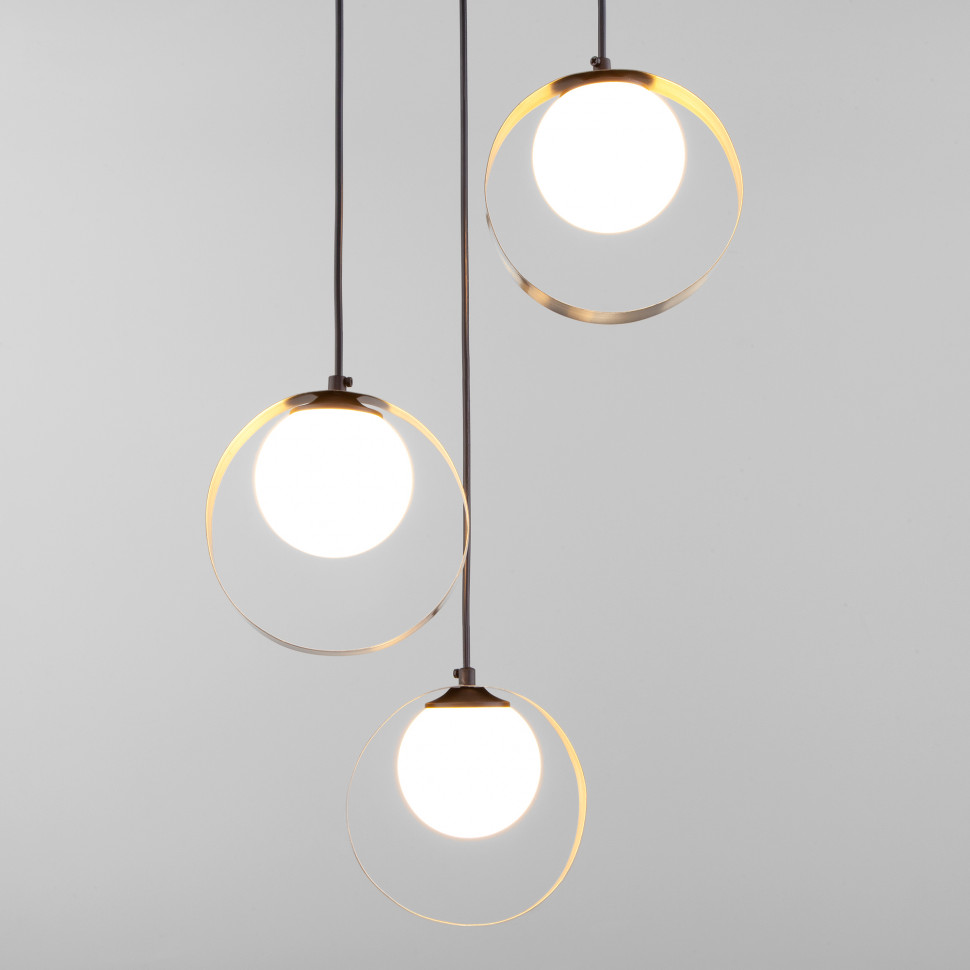 Подвесной светильник со стеклянными плафонами 50205/3 черный/бронза фото 1 — Multielectrika