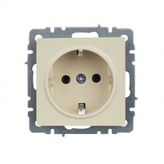 Розетка с заземлением без защитных шторок 16А IEK Brite РС11-1-0-БрКр бежевая &mdash; Multielectrika
