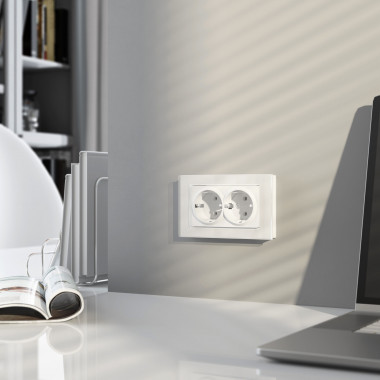 Розетка двойная с заземлением (белый матовый) W1172061 — Multielectrika