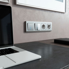 Накладка для розетки USB (Hammaer серебряный) W1279506 &mdash; Multielectrika