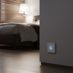 Розетка с подсветкой (белый матовый) W1171461 &mdash; Multielectrika