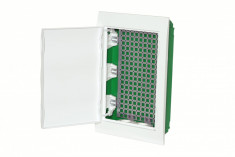 Корпус встраиваемый Systeme Electric City9 Box IT с белой дверцей 3ряд/36мод 2 розетки &mdash; Multielectrika