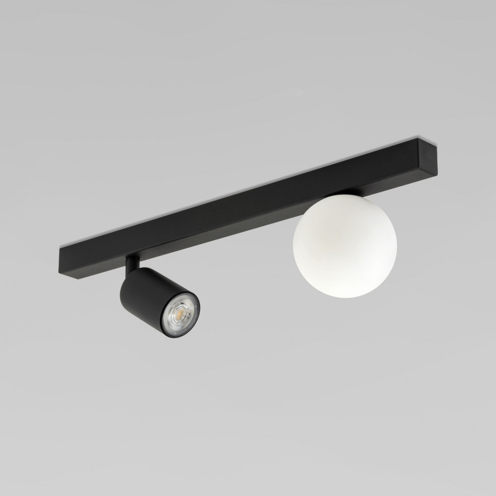 Настенный светильник со стеклянным плафоном 10000 Vox фото 1 — Multielectrika