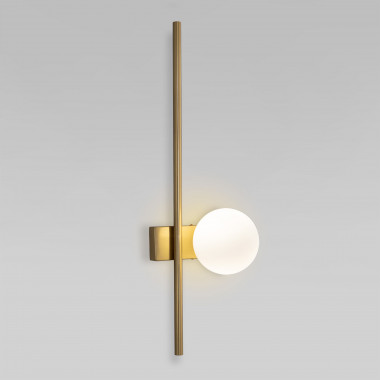 Настенный светильник с матовым плафоном 503052 латунь &mdash; Multielectrika