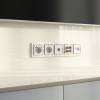 Рамка из поликарбоната на 5 постов Snabb слоновая кость/золото W0051932 фото 3 &mdash; Multielectrika