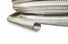 Труба гофрированная из нержавеющей сталиss304 IWS 25A, в бухте 50 м &mdash; Multielectrika