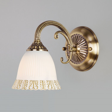 Бра со стеклянным плафоном 60107/1 античная бронза — Multielectrika