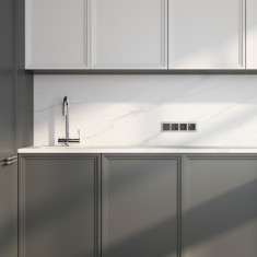 Рамка из стекла на 4 поста Favorit дымчатый W0041117 &mdash; Multielectrika