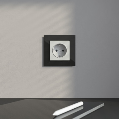 Розетка с заземлением, безвинтовой зажим (белая) W1171301 &mdash; Multielectrika