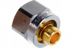 Концовка FAR для труб PEX 16х2.2, с накидной гайкой 1/2" FC 6075 58845 &mdash; Multielectrika