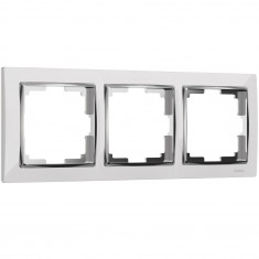 Рамка из поликарбоната на 3 поста Snabb белый/хром W0031901 &mdash; Multielectrika