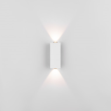 Настенный светодиодный светильник Petite LED 40110/LED белый &mdash; Multielectrika