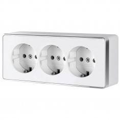 Розетка тройная с заземлением и шторками Gallant белая W5073101 &mdash; Multielectrika