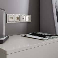 Выключатель двухклавишный с подсветкой (слоновая кость) W1120103 &mdash; Multielectrika