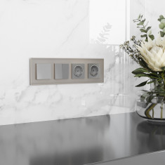 Рамка из стекла на 4 поста Senso дымчатый soft-touch W0043117 &mdash; Multielectrika