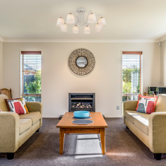 Люстра с плафонами из матового стекла 70062/8 белый &mdash; Multielectrika