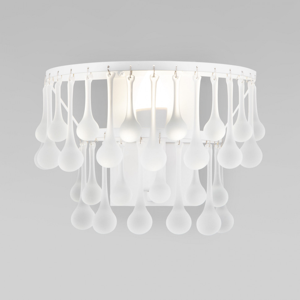 Настенный светильник  со стеклянными подвесками 476/1 фото 1 — Multielectrika