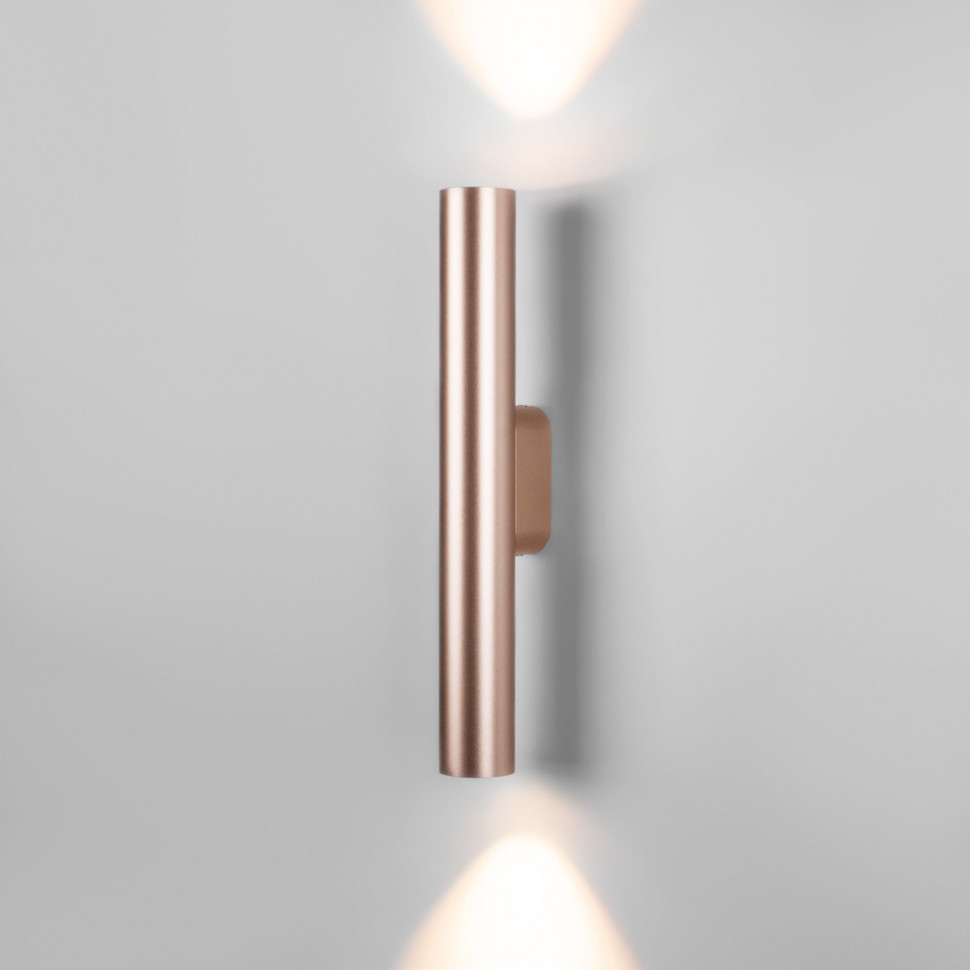 Светильник настенный светодиодный Langer IP44 40123/LED матовое золото фото 1 — Multielectrika