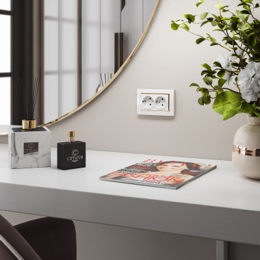 Розетка двойная с заземлением (белая) W1172001 &mdash; Multielectrika