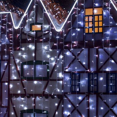 Новогодняя гирлянда занавес белый с эффектом мерцания 2*3м IP65 200-101 белый с эффектом мерцания — Multielectrika