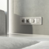 Рамка из поликарбоната на 4 поста Split дымчатый/белый, soft-touch W0043067 фото 5 &mdash; Multielectrika