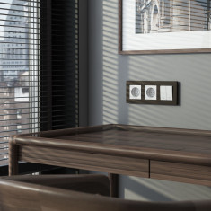 Рамка из поликарбоната на 3 поста Slab бронза софт W0032963 &mdash; Multielectrika