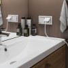 Рамка из поликарбоната на 2 поста Snabb белый/хром W0021901 фото 2 &mdash; Multielectrika