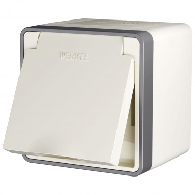 Розетка влагозащ. с зазем. с защит. крышкой и шторками Gallant слоновая кость W5071203 &mdash; Multielectrika